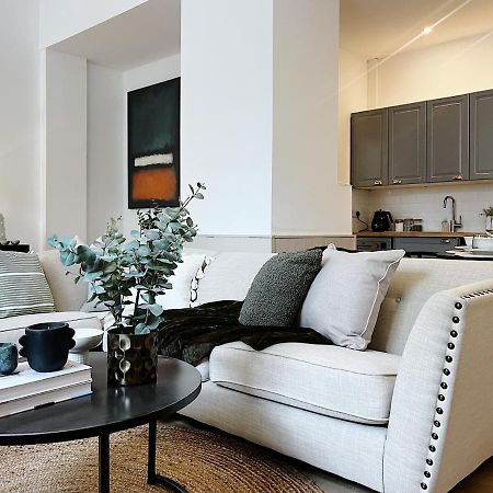 Todmorden Town Centre Apartment Eksteriør bilde